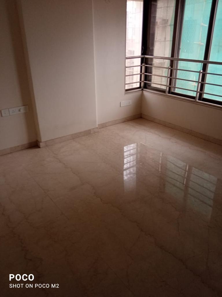 2 BHK Semi Furnished in Two Roses , Bandra West